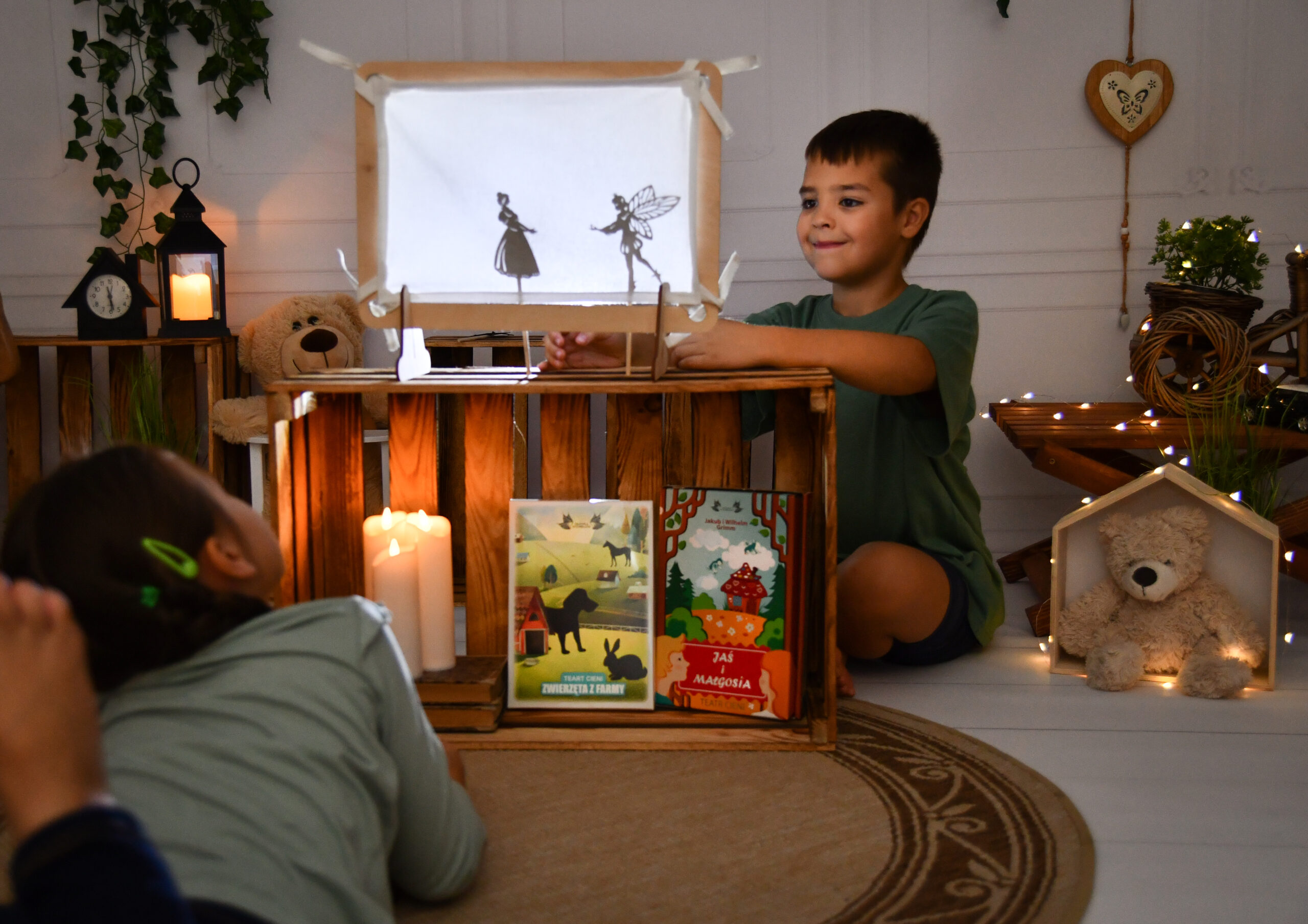 teatrzyk cieni Calineczka