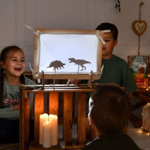 teatrzyk cieni dinozaury